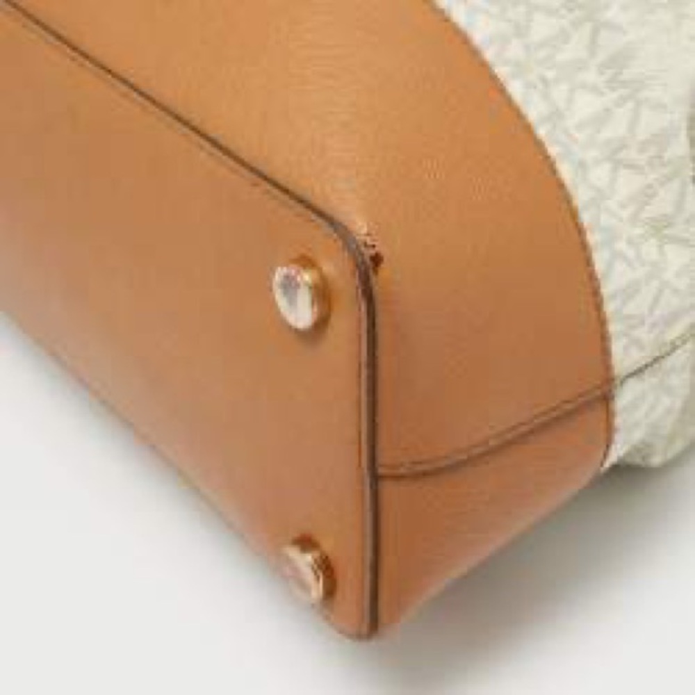 MICHAEL KORS Savanna Satchel Bag NEW - Picture 10 of 13